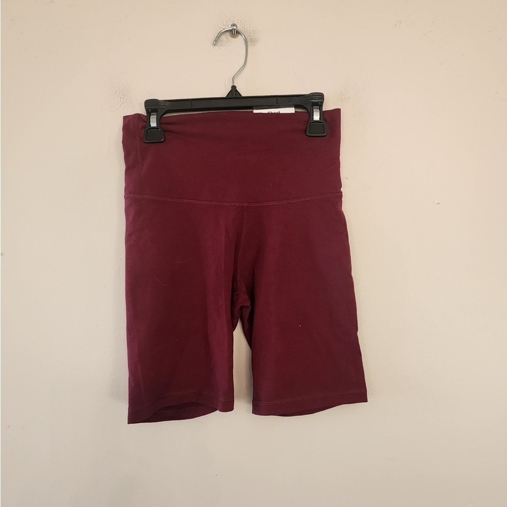 Old navy active extra high rise plum biker shorts size womens xs